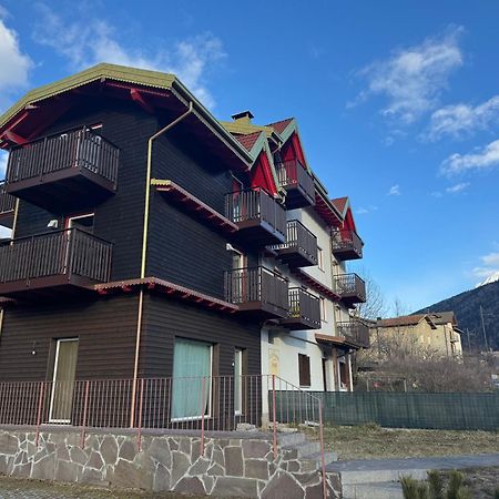 Alpin Moon Lägenhet Temù Exteriör bild